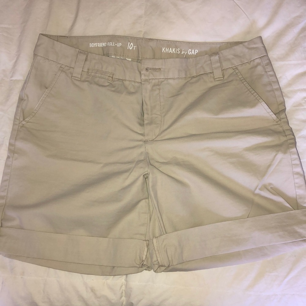 Gap Khakis boyfriend roll up shorts Sz10